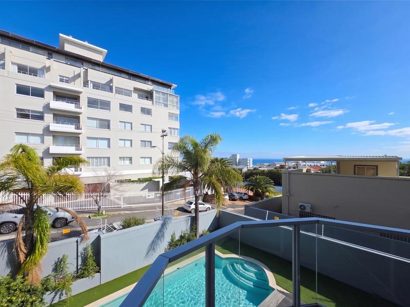 4 Bedroom Property for Sale in Bantry Bay Western Cape